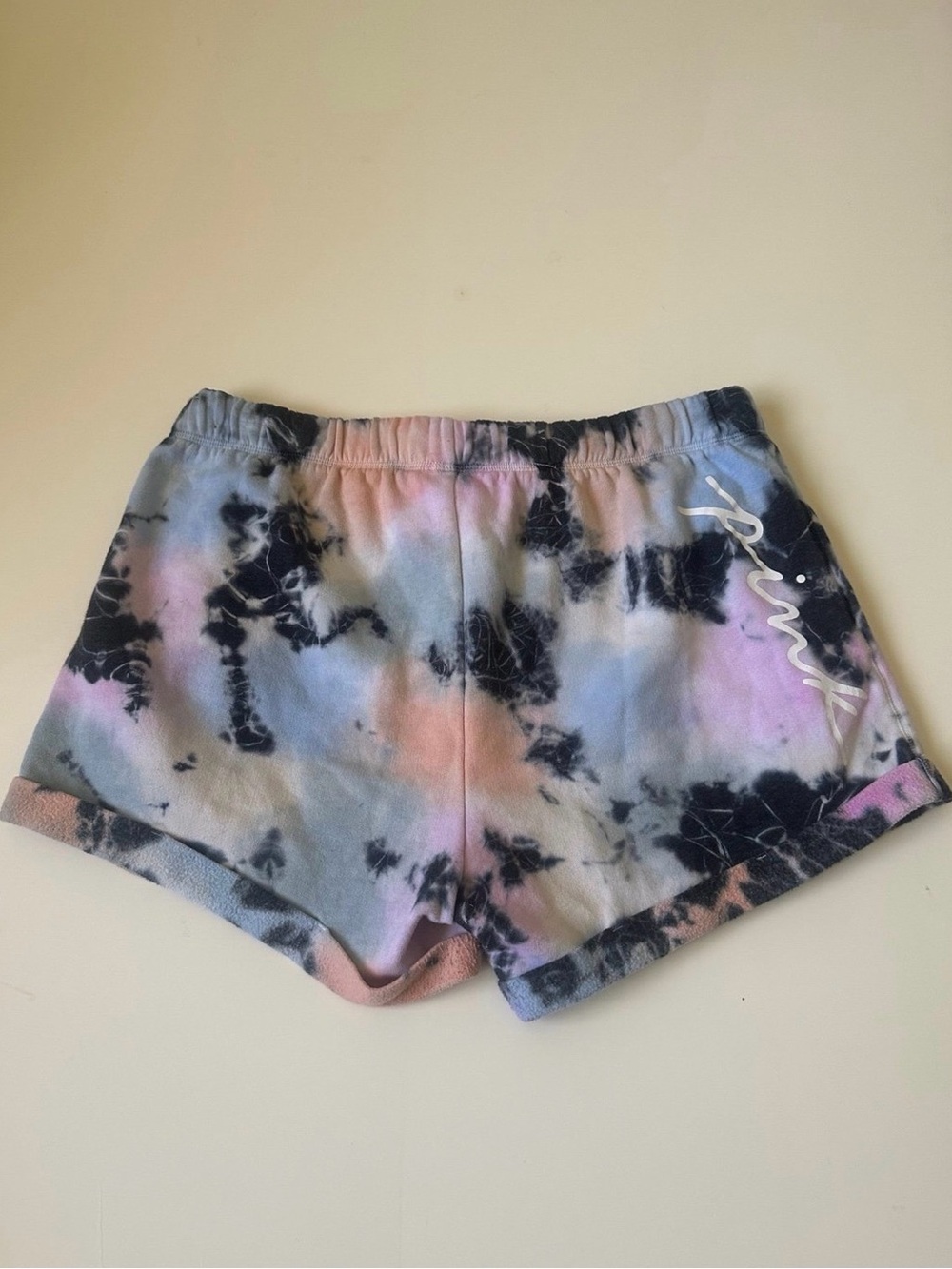 PINK Victoria's Secret Everyday Lounge tie-dye Boyfriend Shorts~ L - Picture 2 of 4